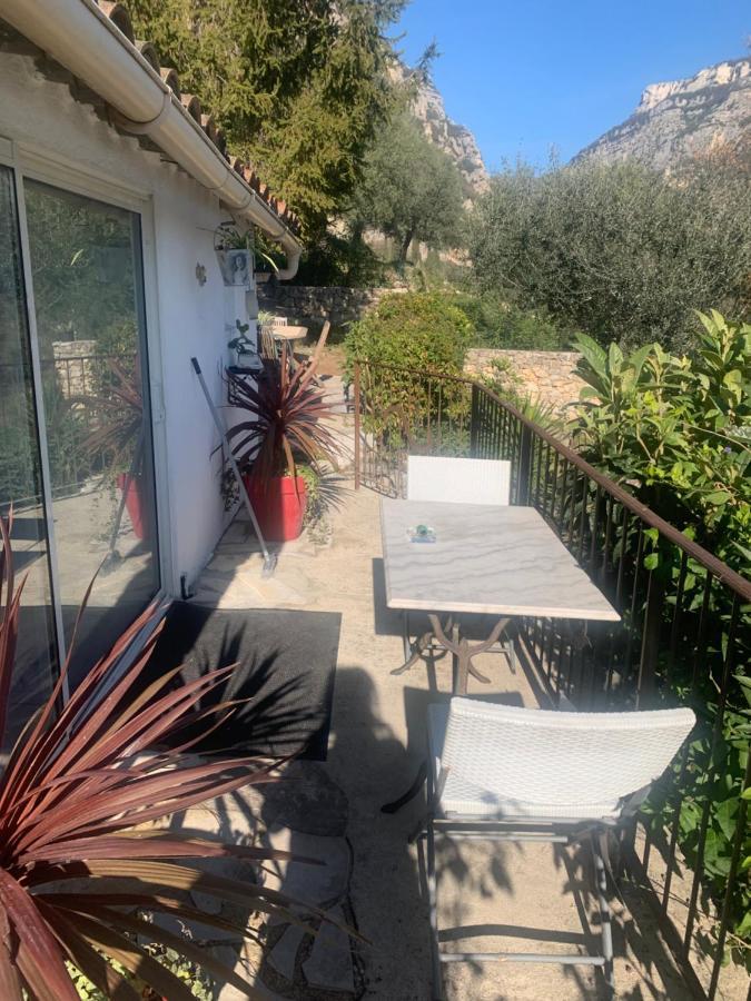 Charmante Maison Avec Piscine Gourdon  Bagian luar foto